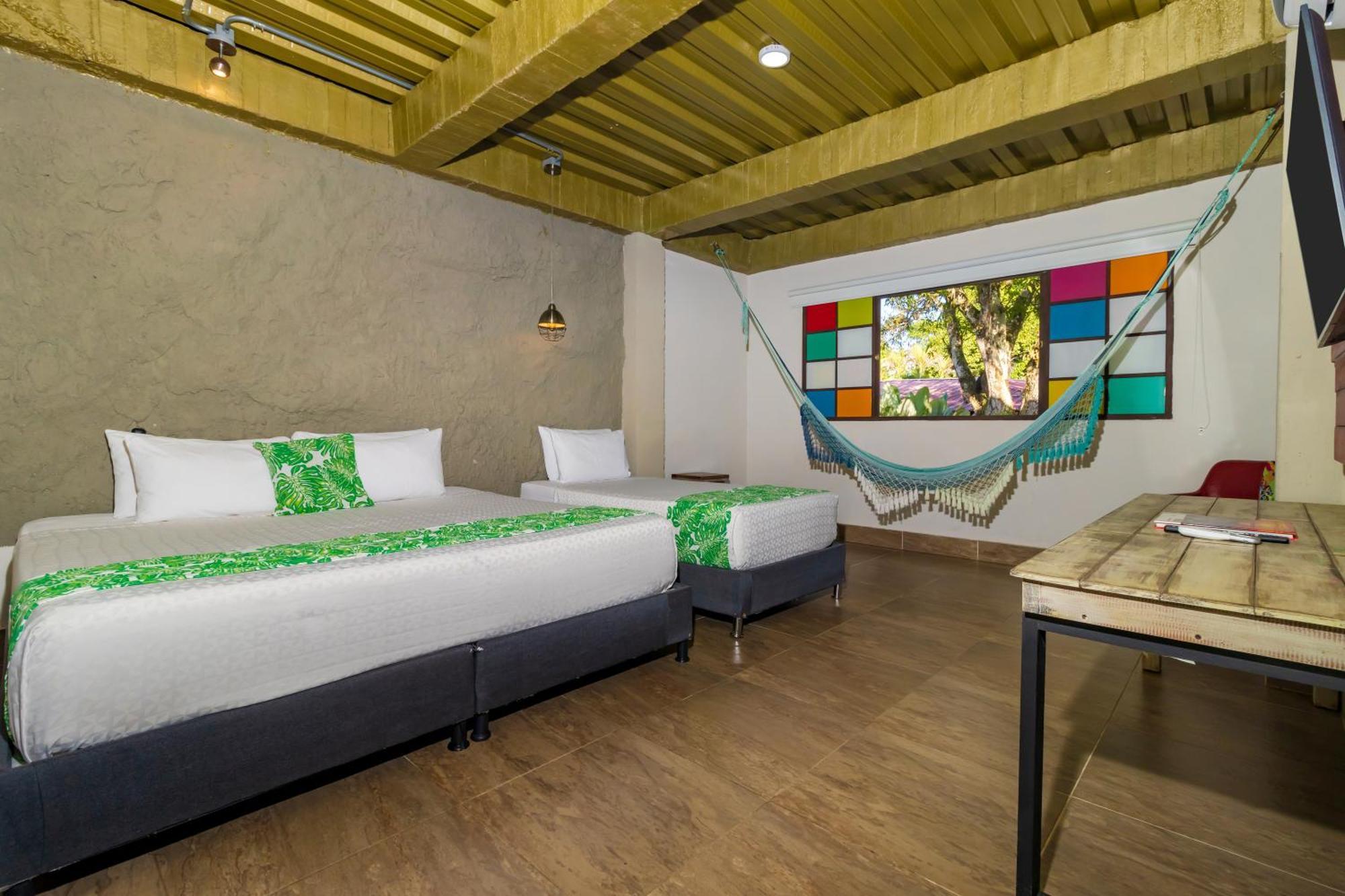 Nq Hotel Orinoquia Granja Campo Alegre Eksteriør billede